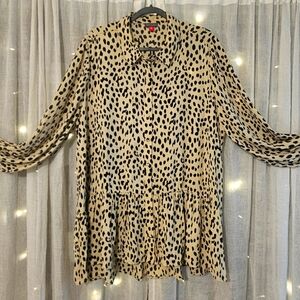 Vince Camuto Tan Leopard Print Blouse 2x